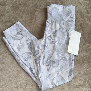 NWOT Lululemon Train Times 7/8 Pant